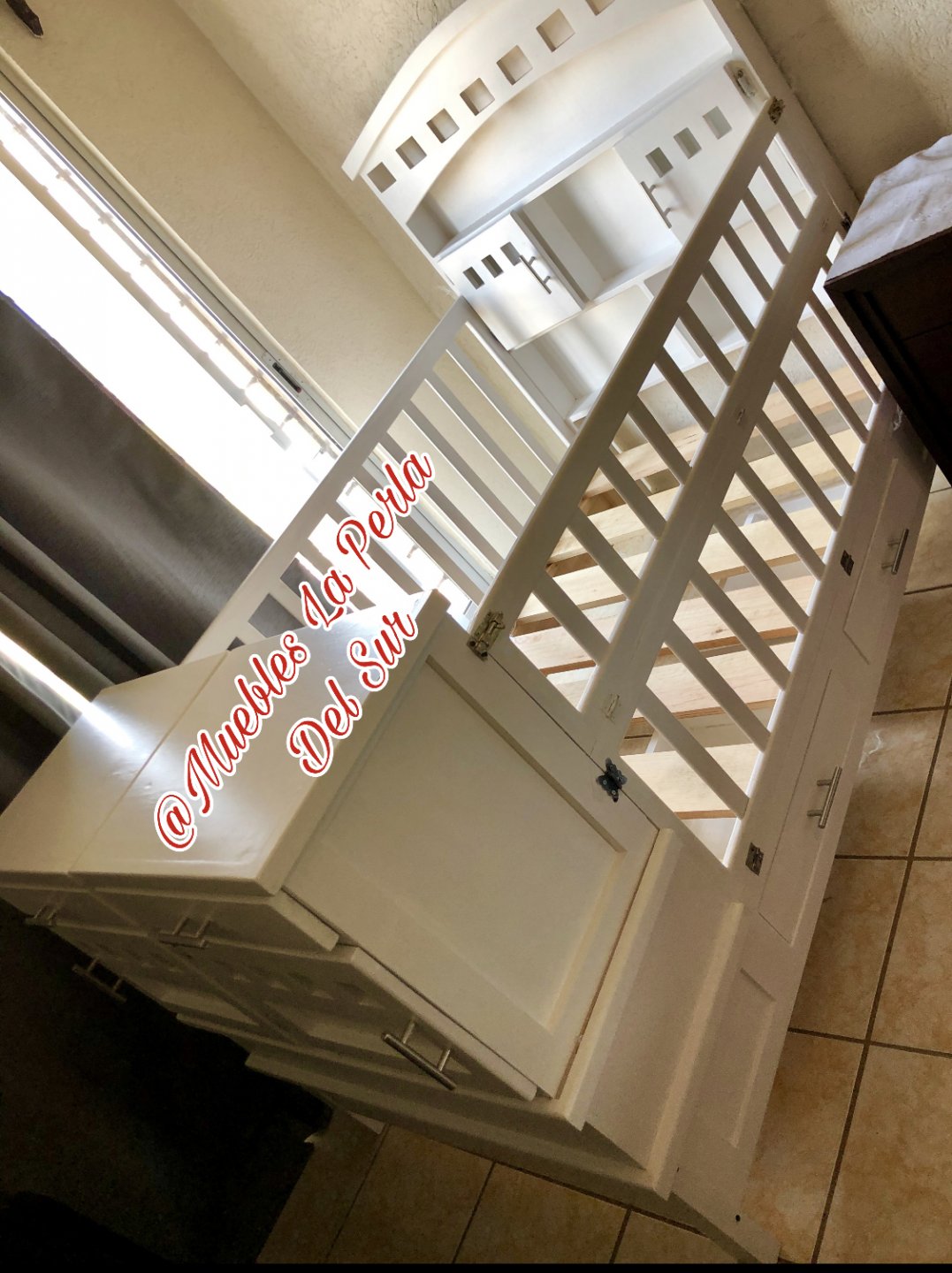 CAMA CUNA DESARMABLE. "CUADROS" - Imagen 2