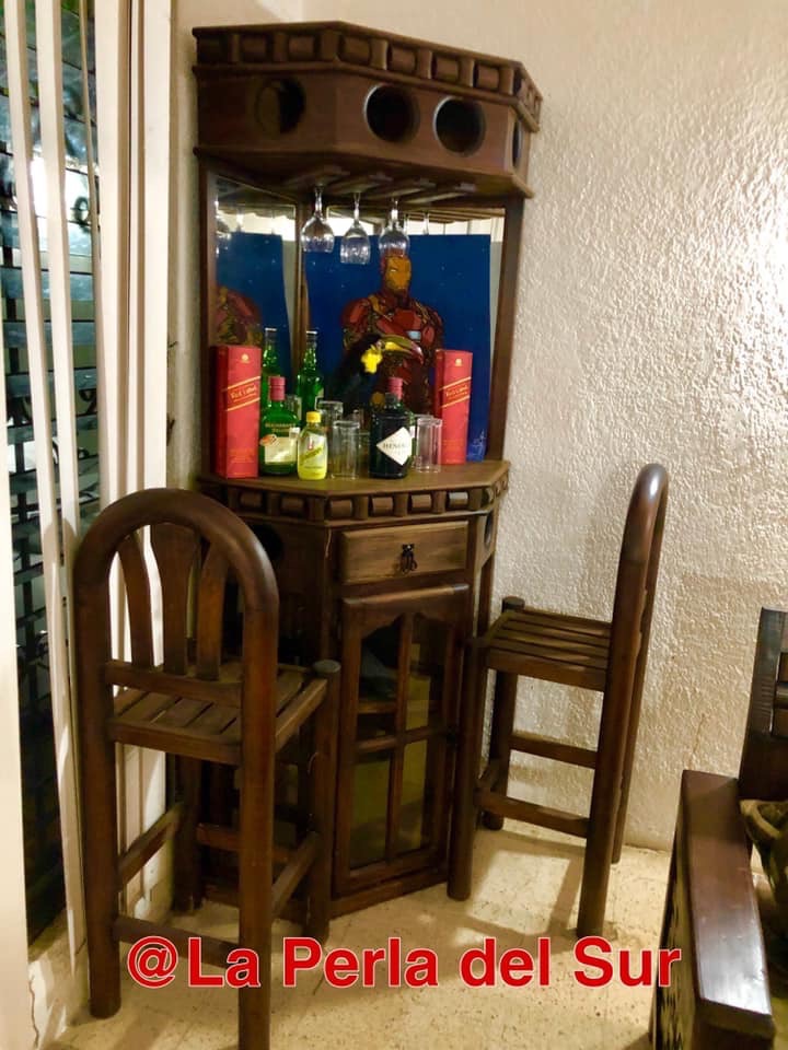 CANTINA ESQUINADA CHICA