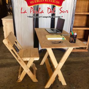 JUEGO DE MESA PLEGABLE Y SILLA PLEGABLE. (2 piezas)