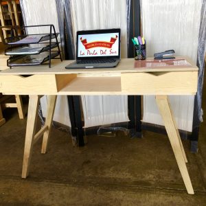 ESCRITORIO ESTILO NORDICO, 2 CAJONES.