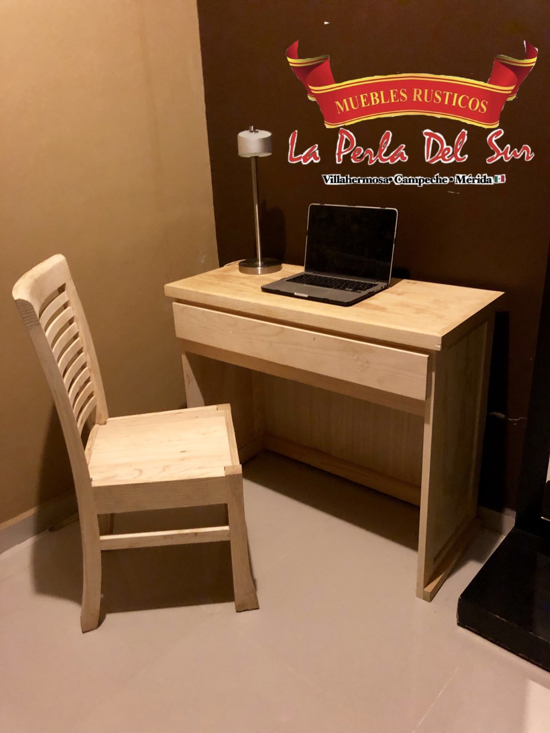 ESCRITORIO DE HABITACION, UN CAJON.