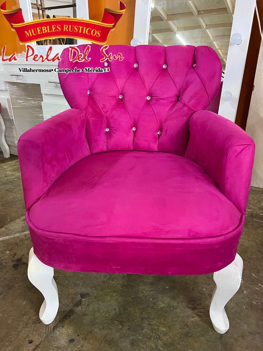SILLÓN REYNA CAPITONEADO