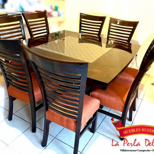 COMEDOR DE 8 SILLAS, MESA DE CUBO R. BARNIZADO